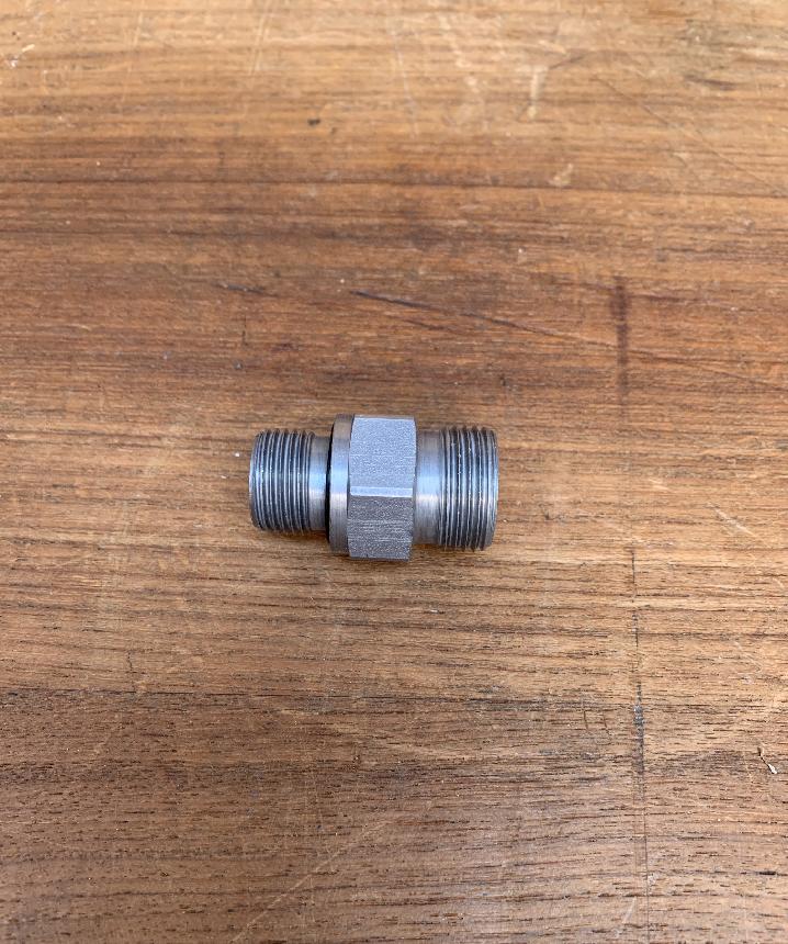 1146940 Grove GMK 3050 MALE SCREW CONNECTION