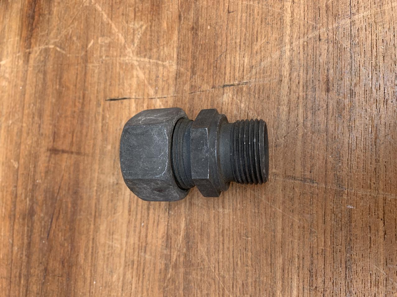 1575150 Grove GMK 3050 MALE SCREW CONNECTION