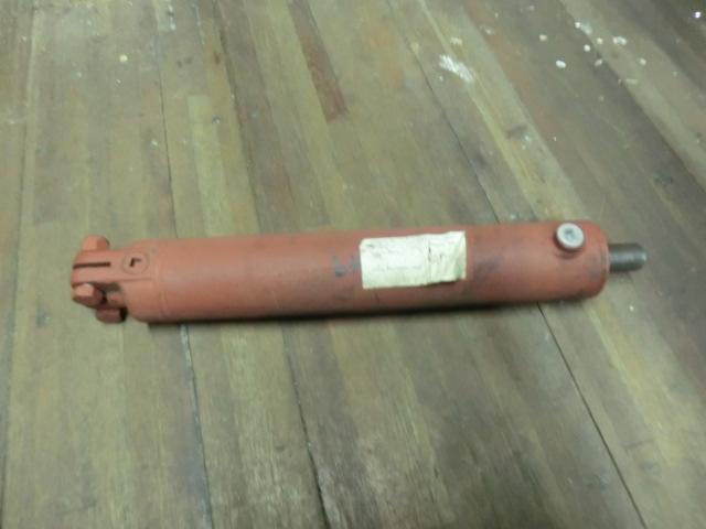 1921819 Krupp KMK 8400 STEERING CYLINDER