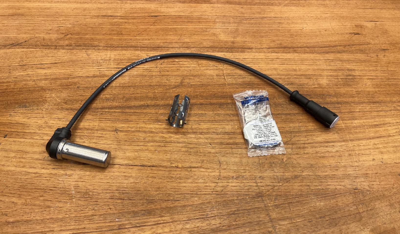 2249602 Grove GMK 3050-1 ABS INDUCTIVE SENSOR WITH CONNECTION