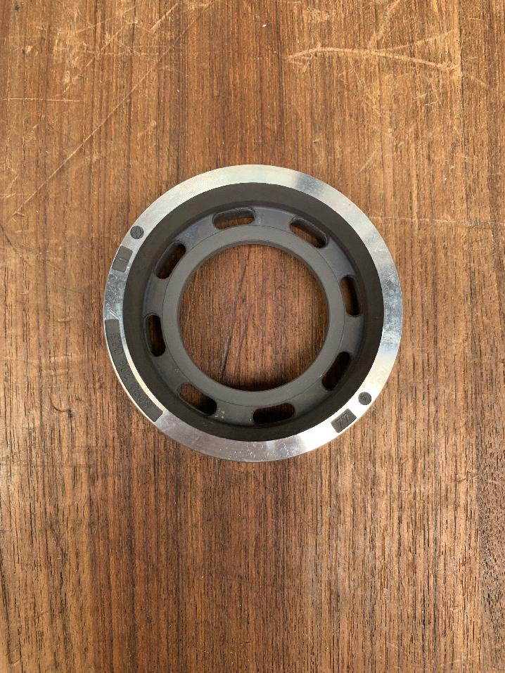 3324717 Grove GMK 3055 PISTON