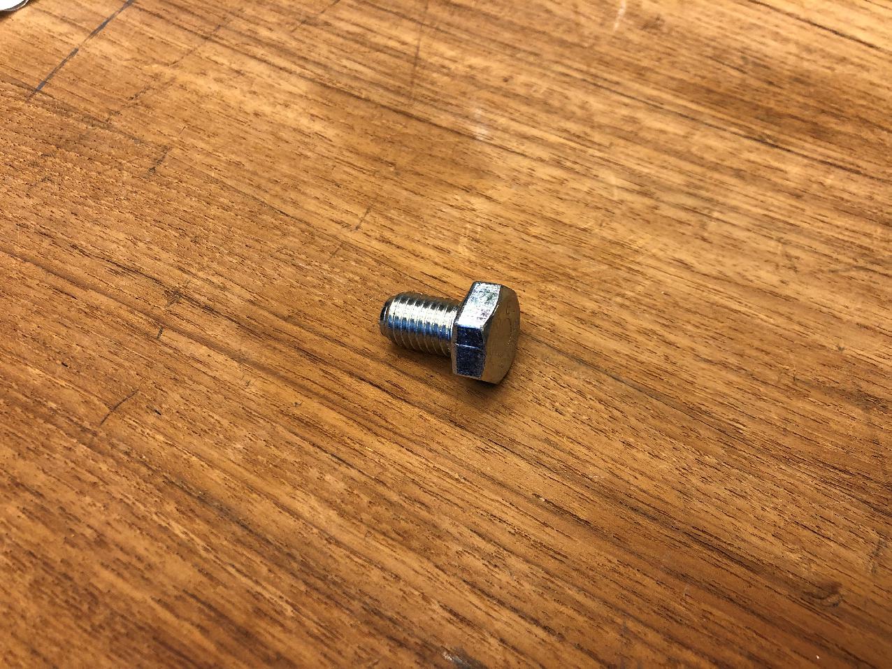 4155736 Grove GMK 2035 SCREW