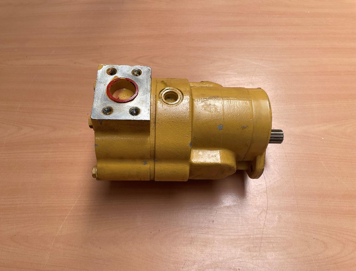 7722000284 Grove GMK STEER PUMP