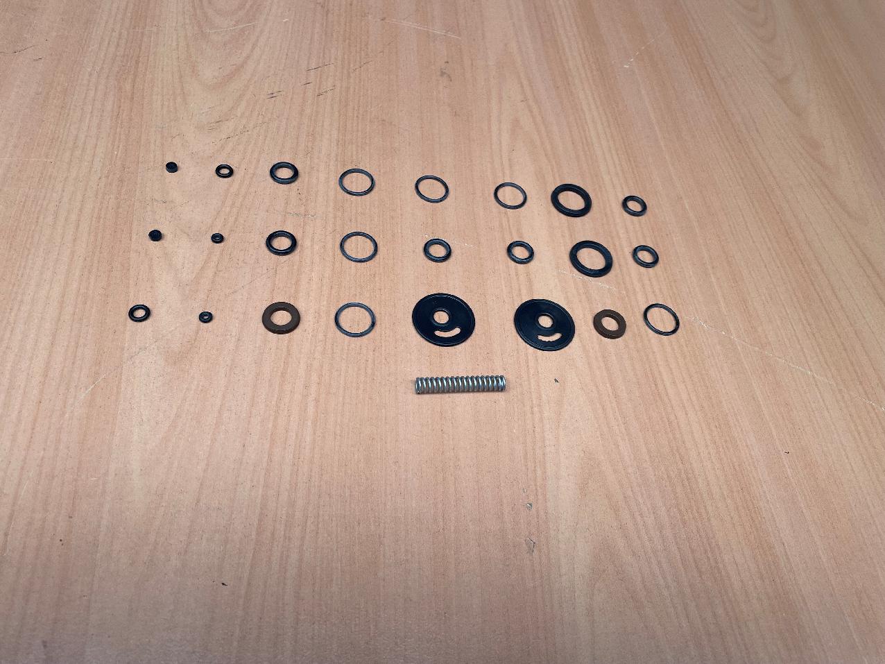 8925524 Grove GMK SEAL KIT 